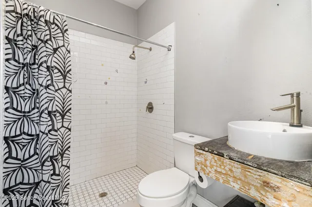 $475,000 | 2203 Bignonia Street, Melbourne, FL 32901