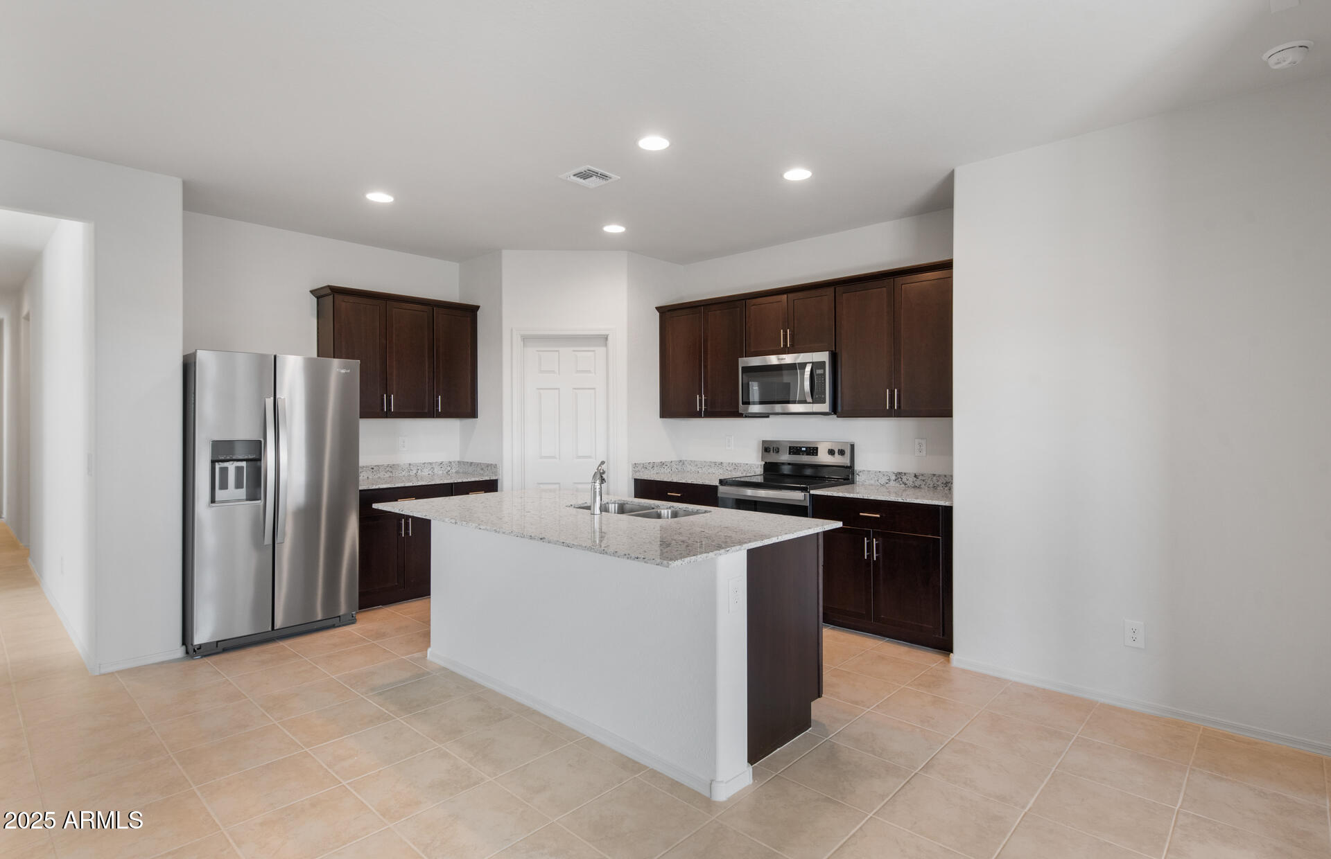 25136 West Romley Road Buckeye, AZ 85326 - Photo 3 of 20 2 - Kitchen