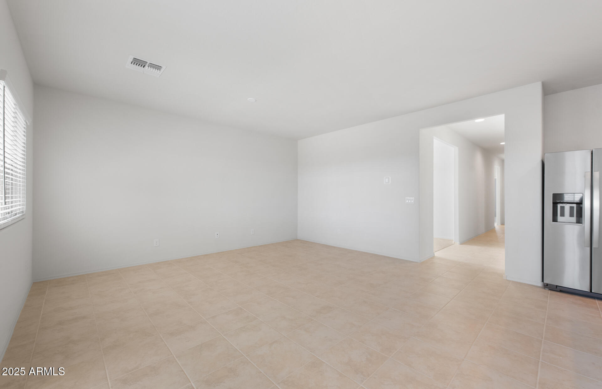 25136 West Romley Road Buckeye, AZ 85326 - Photo 8 of 20 7 - Gathering Area