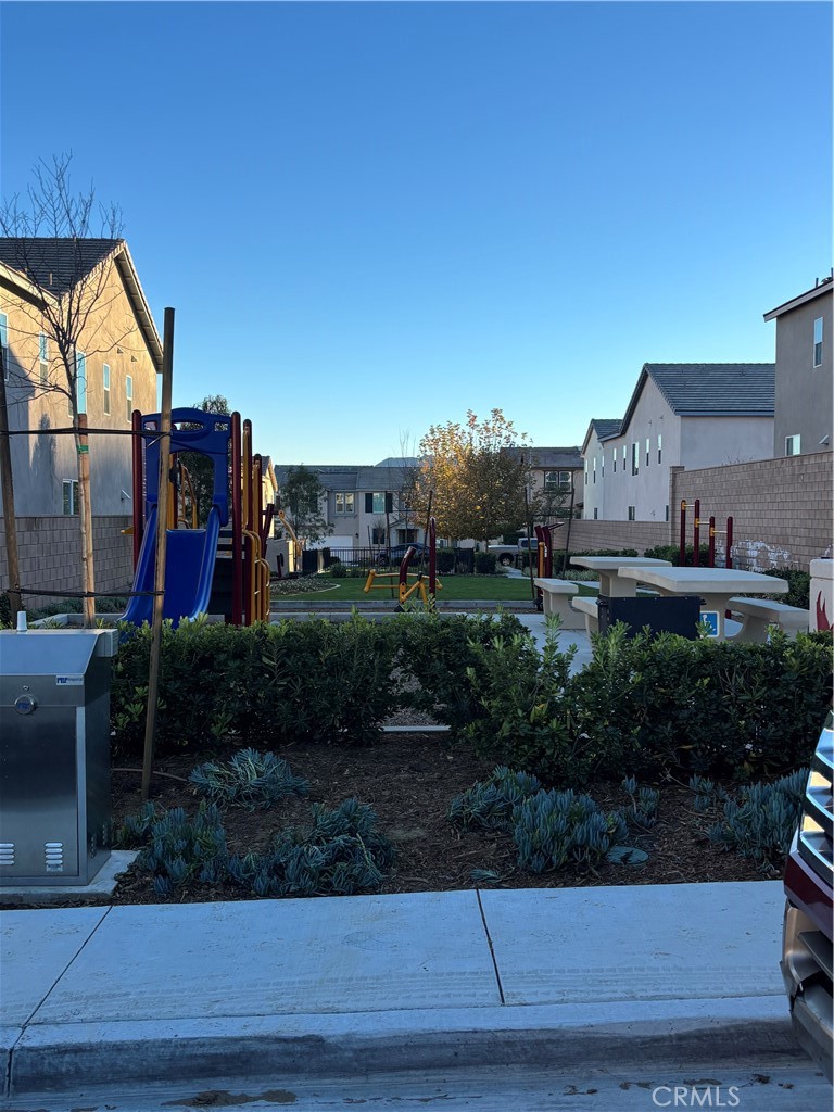 533 Pablo Road Lake Elsinore, CA 92530 - Photo 17 of 21