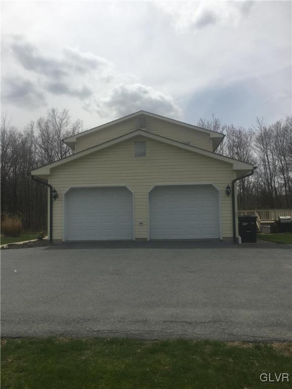671 Abel Colony Road Wind Gap, PA 18091 - Photo 4 of 24 Gallery Image 4