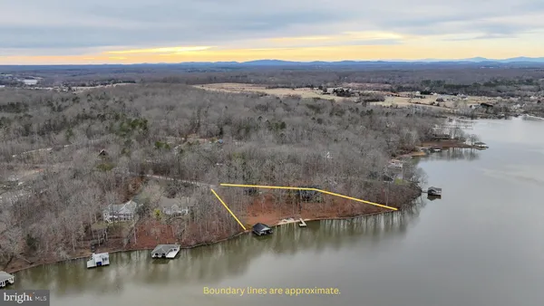 $1,129,000 | 7313 Oakwood Drive, Orange, VA 22960