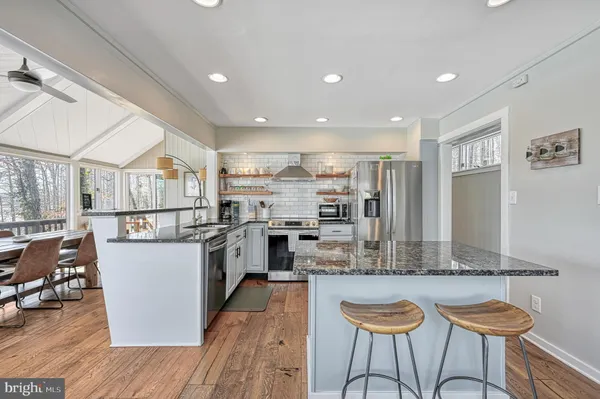 $1,098,000 | 7313 Oakwood Drive, Orange, VA 22960