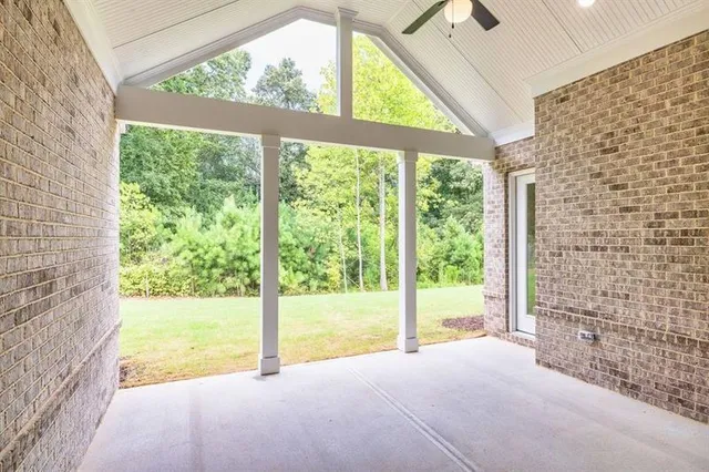 a view of livingroom with windows