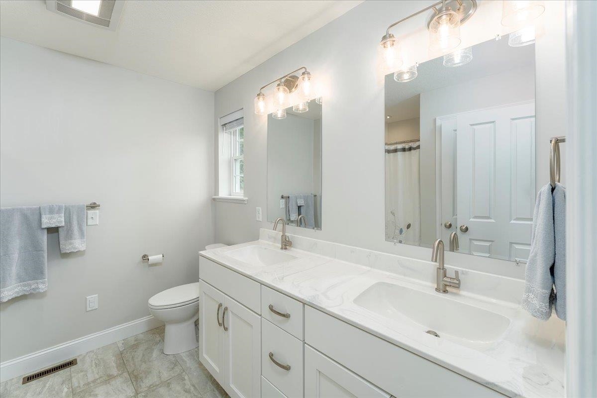 9 Springfield Drive East Hampstead, NH 03826 - Photo 13 of 34