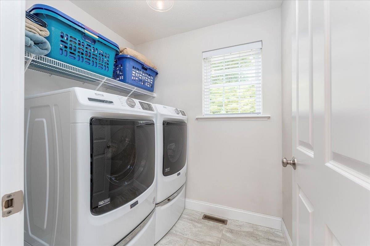 9 Springfield Drive East Hampstead, NH 03826 - Photo 19 of 34