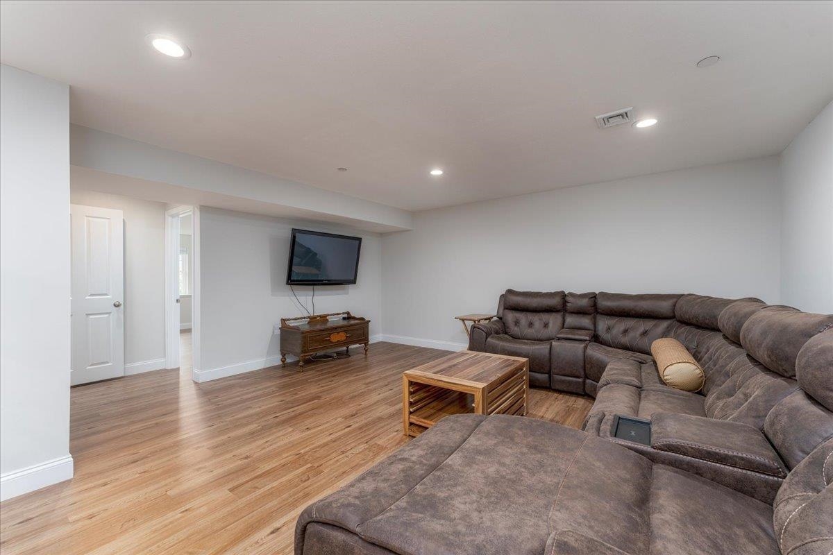 9 Springfield Drive East Hampstead, NH 03826 - Photo 21 of 34