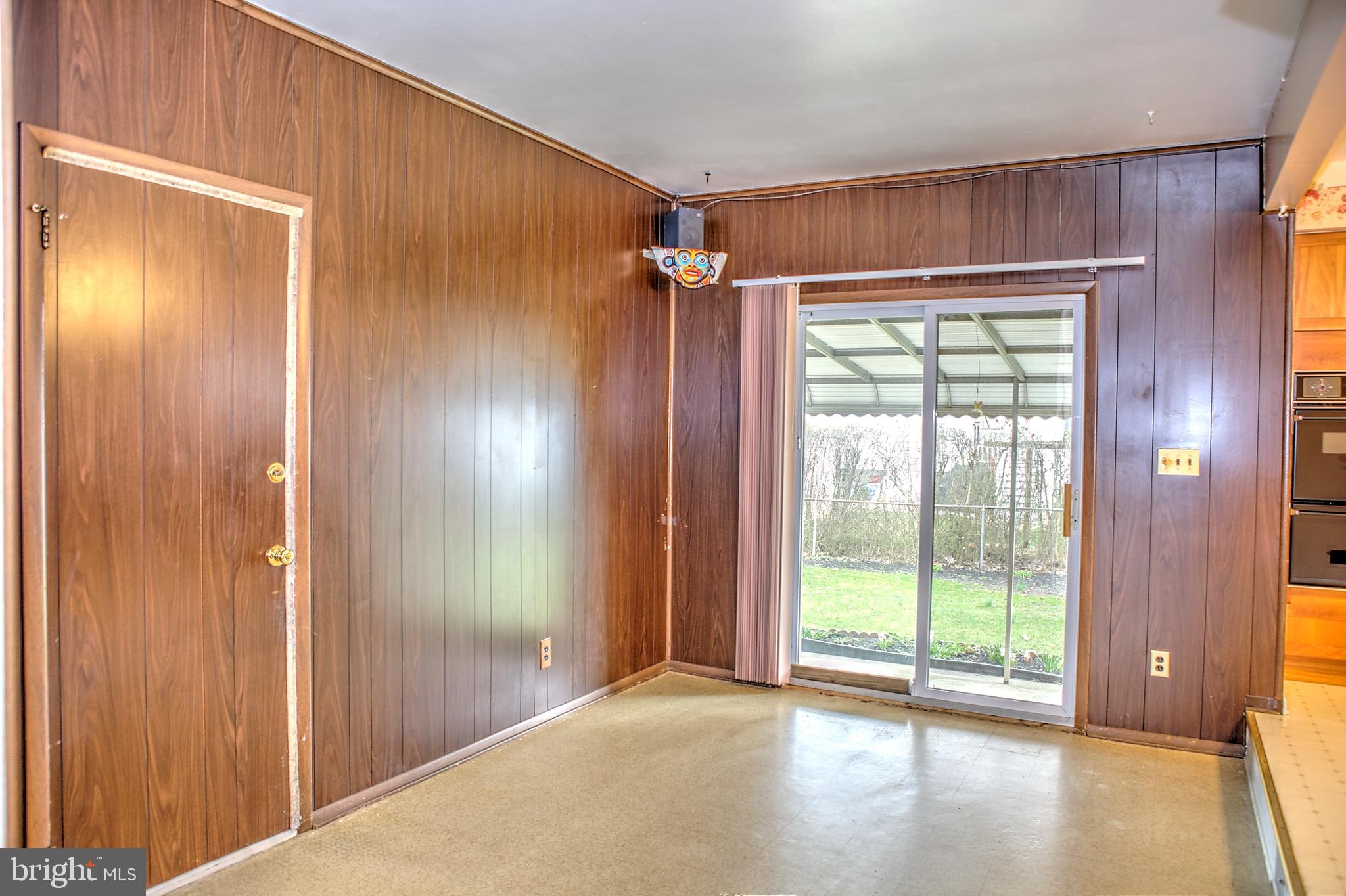 8 Vista Road Hamilton, NJ 08690 - Photo 7 of 26 Breakfast Area