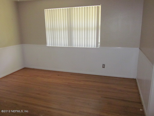 205 Sapelo Road Jacksonville, FL 32216 - Photo 4 of 5 living