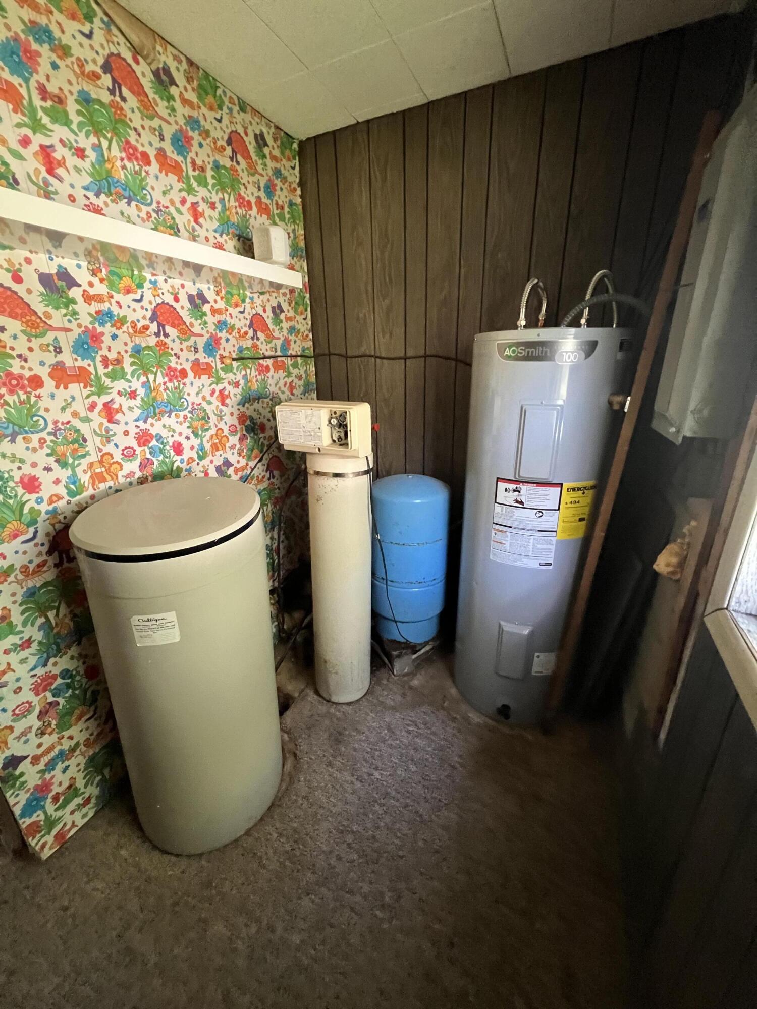 12510 Burmeister Road Manchester, MI 48158 - Photo 23 of 31 Utility Room