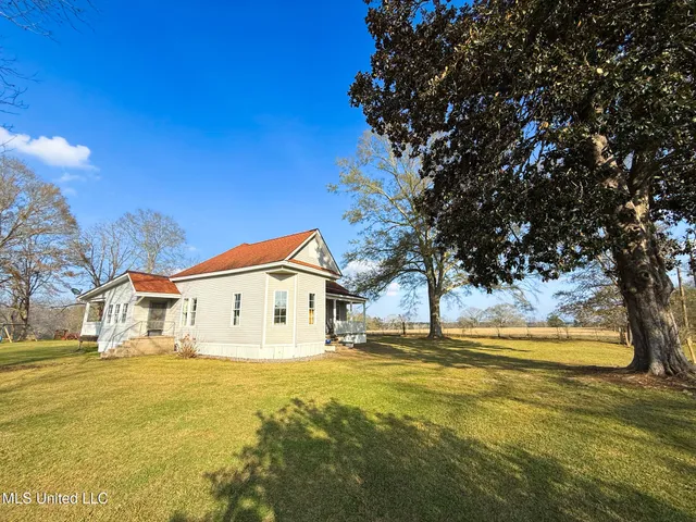 $208,000 | 1091 Martin Road, Summit, MS 39666