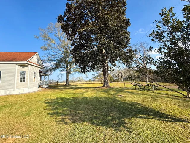 $208,000 | 1091 Martin Road, Summit, MS 39666