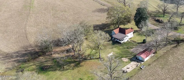 $208,000 | 1091 Martin Road, Summit, MS 39666