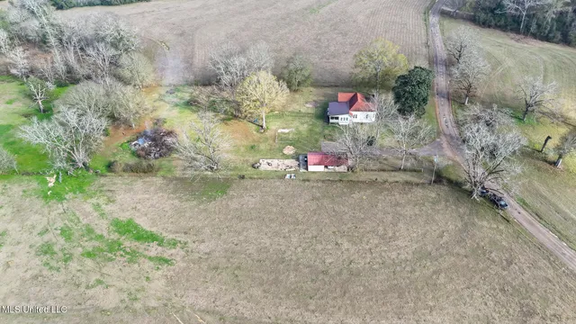 $208,000 | 1091 Martin Road, Summit, MS 39666