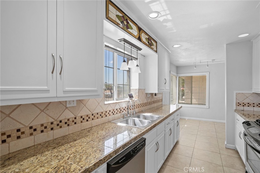 32512 Wildomar Road Lake Elsinore, CA 92530 - Photo 7 of 20