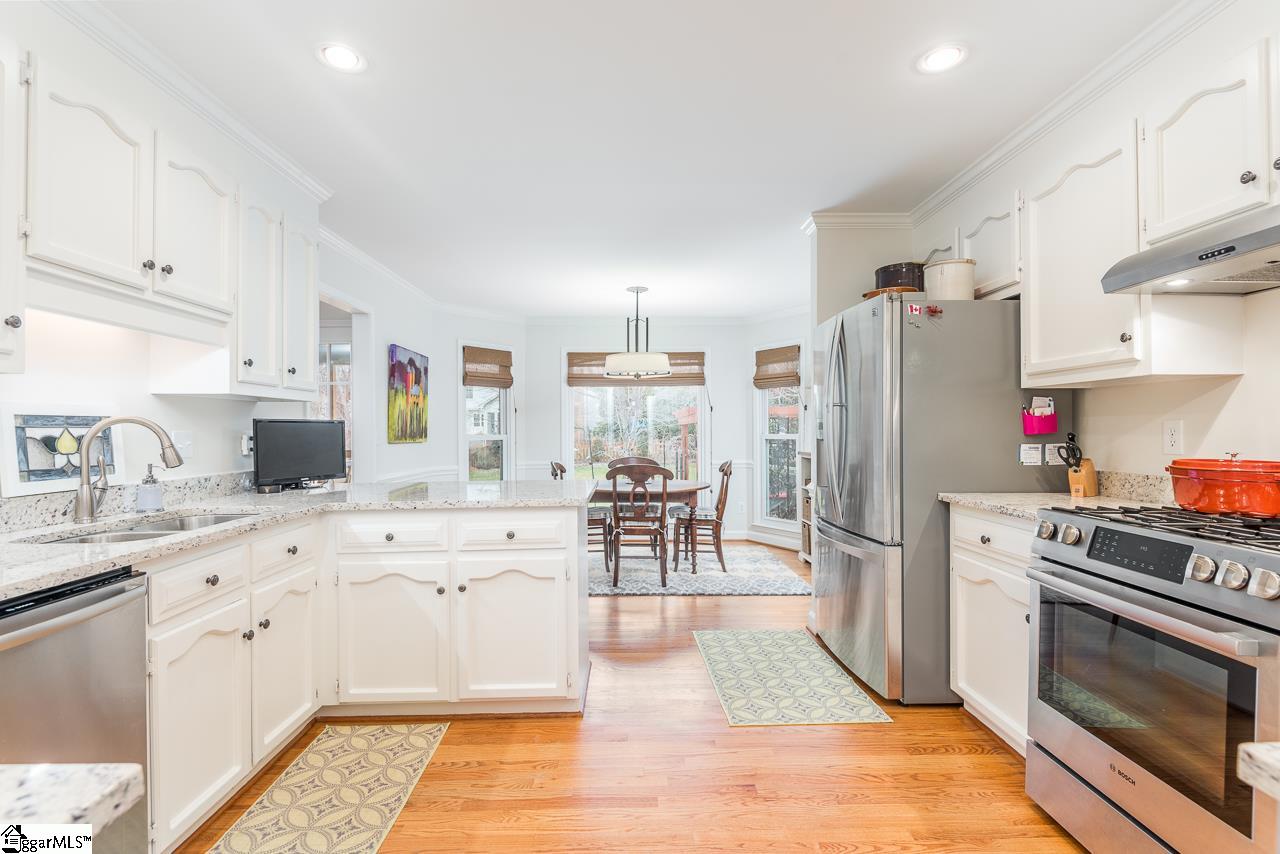 207 Lytle Street Greer, SC 29650 - Photo 6 of 30 Gallery Image 6