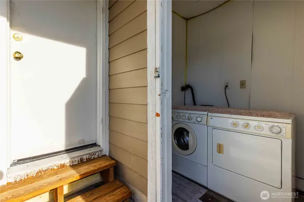 $475,000 | 119 Elm Street, Unit A B, Bremerton, WA 98310