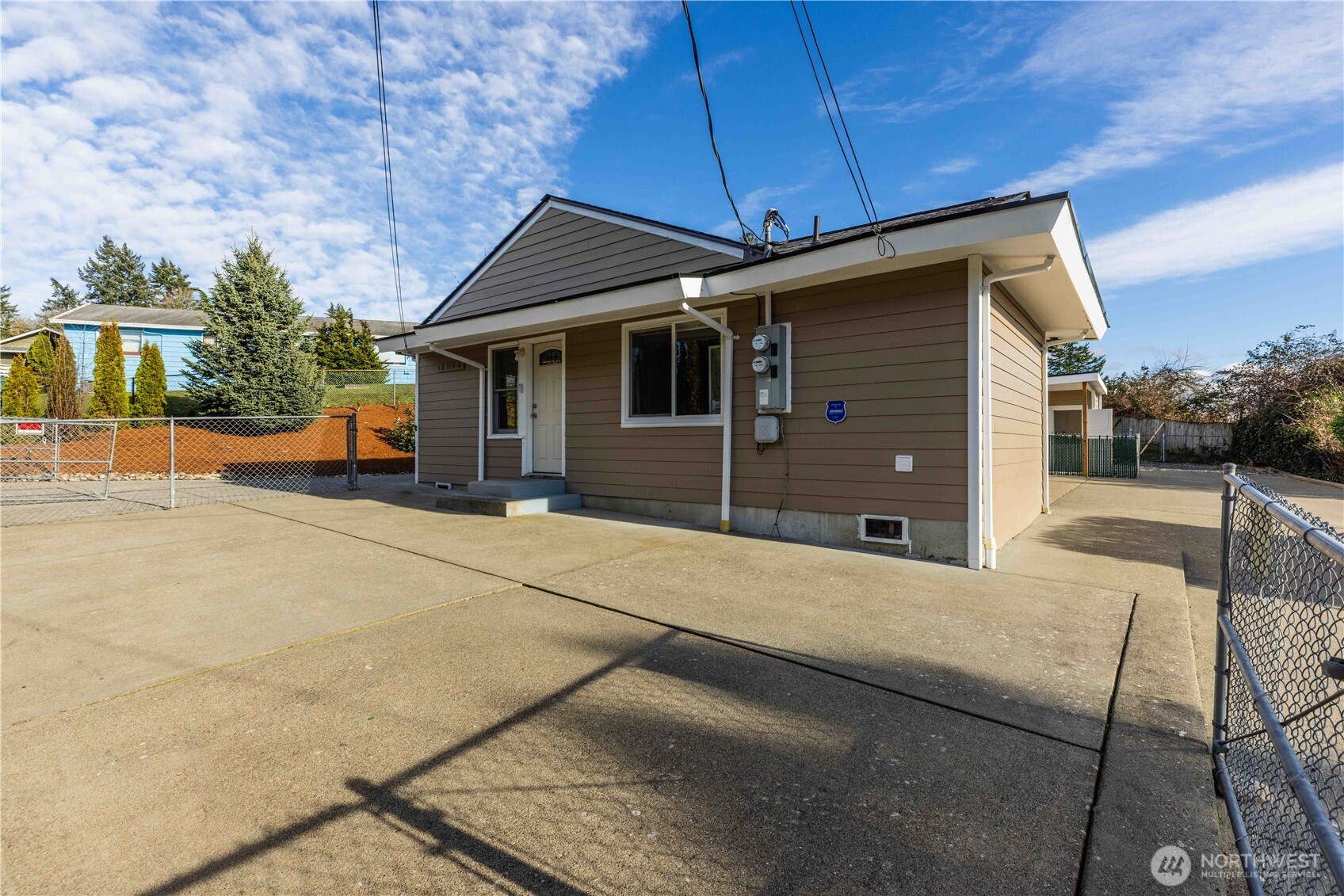 119 Elm Street, Unit A B Bremerton, WA 98310 - Photo 5 of 37