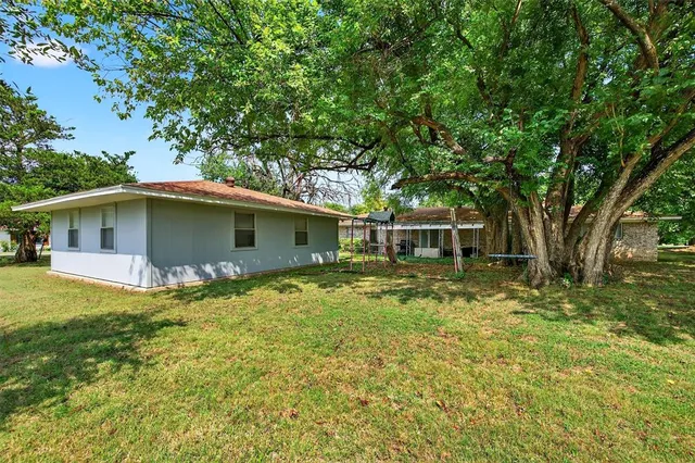 $340,000 | 311 North Britton Street, Tom Bean, TX 75491