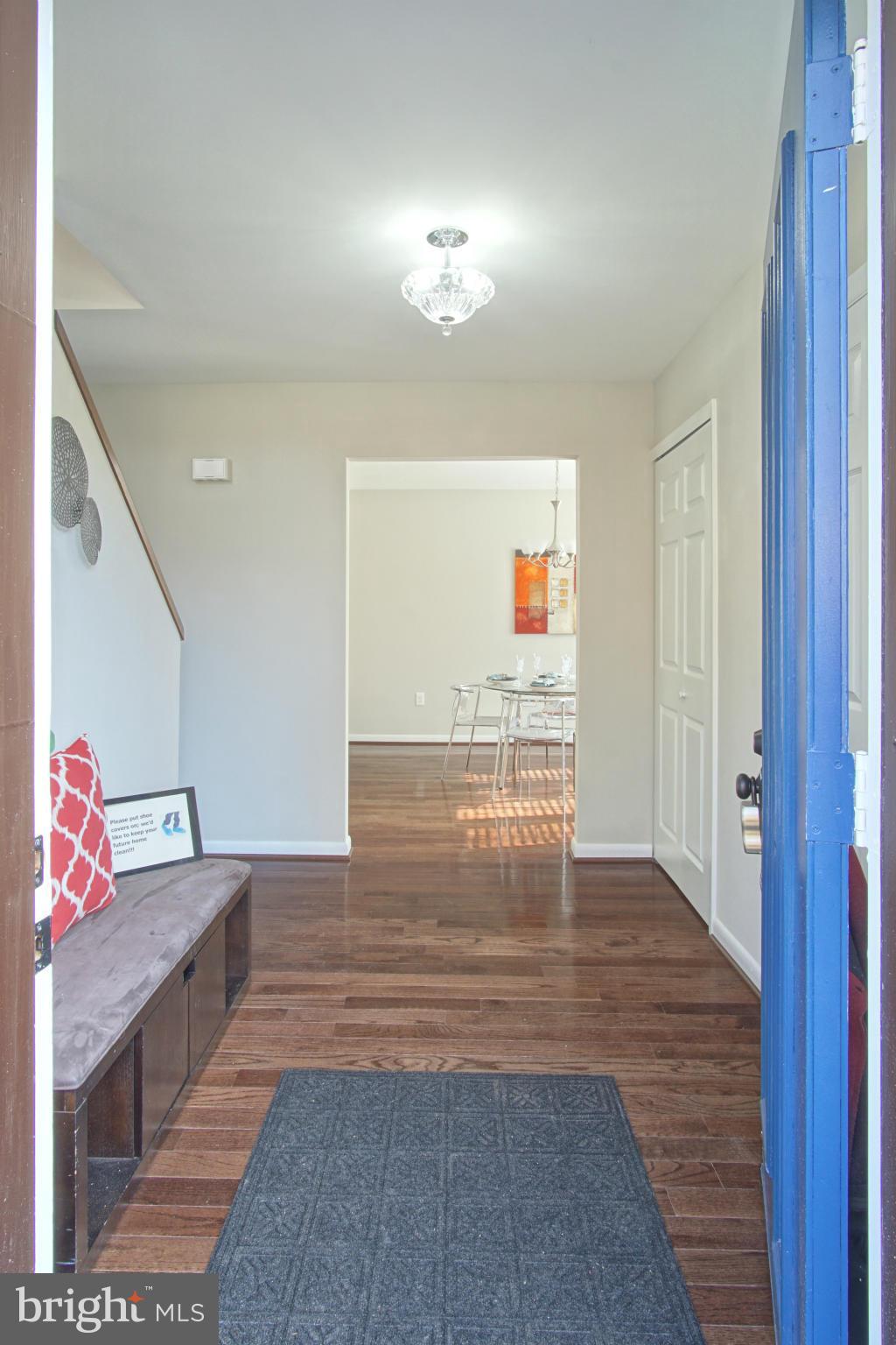 2021 Swans Neck Way Reston, VA 20191 - Photo 2 of 29 Entrance