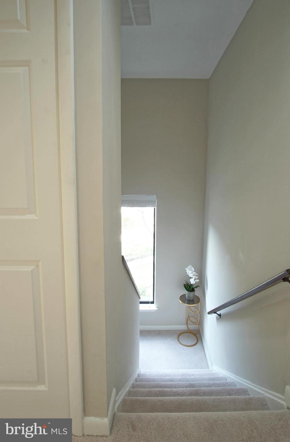 2021 Swans Neck Way Reston, VA 20191 - Photo 11 of 29 Interior (General)