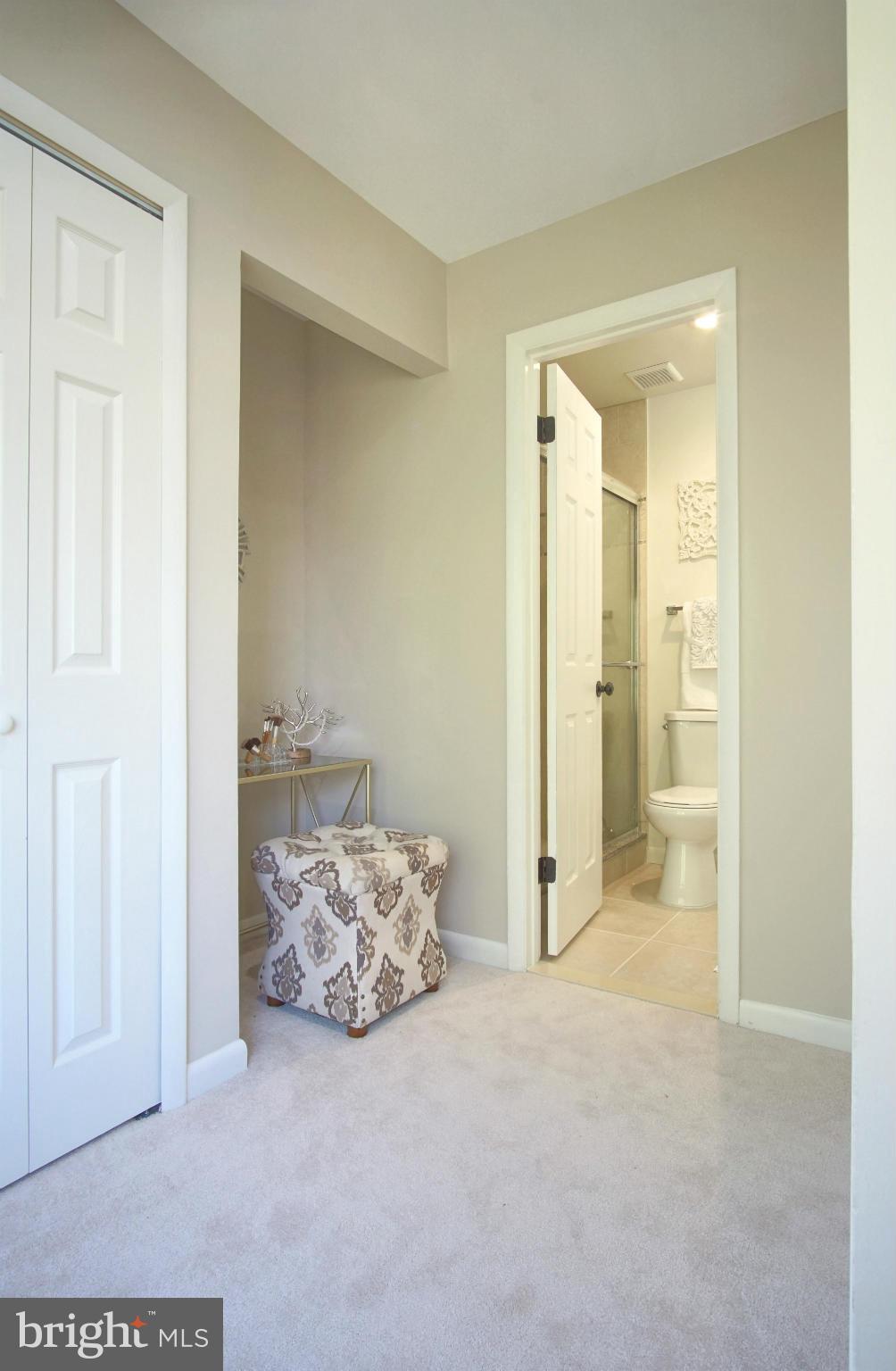 2021 Swans Neck Way Reston, VA 20191 - Photo 18 of 29 Bedroom (Master)