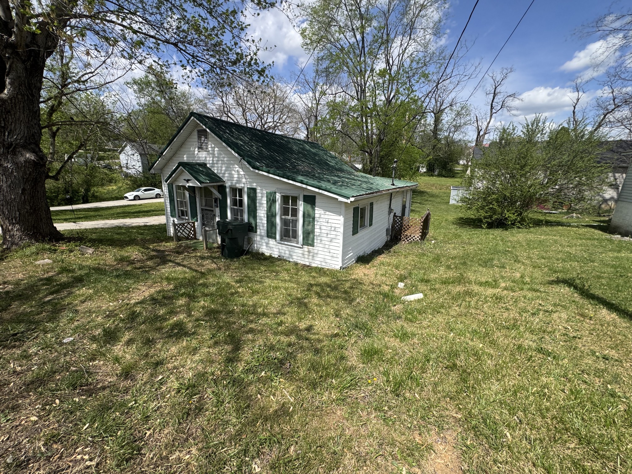 501 West Chestnut Street Dickson, TN 37055 - Photo 1 of 6