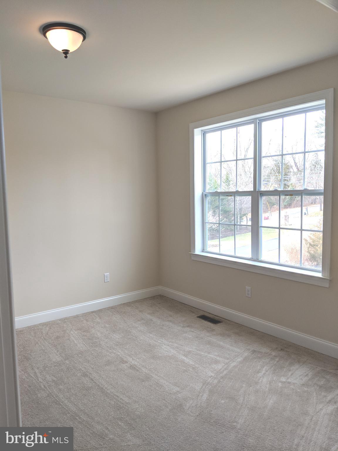 6061 Upper Ridge Road Green Lane, PA 18054 - Photo 9 of 15