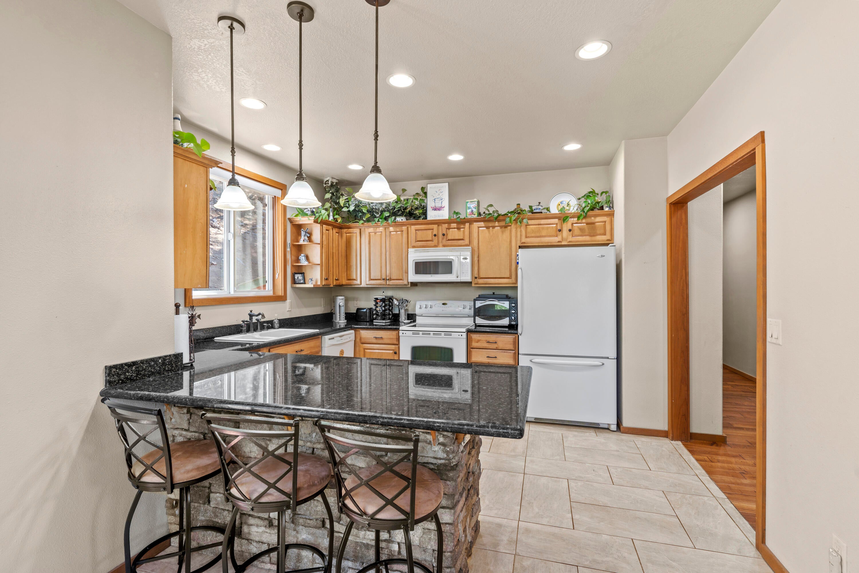672 Elk Creek Road Trail, OR 97541 - Photo 14 of 56 672 Elk Creek Road - 14