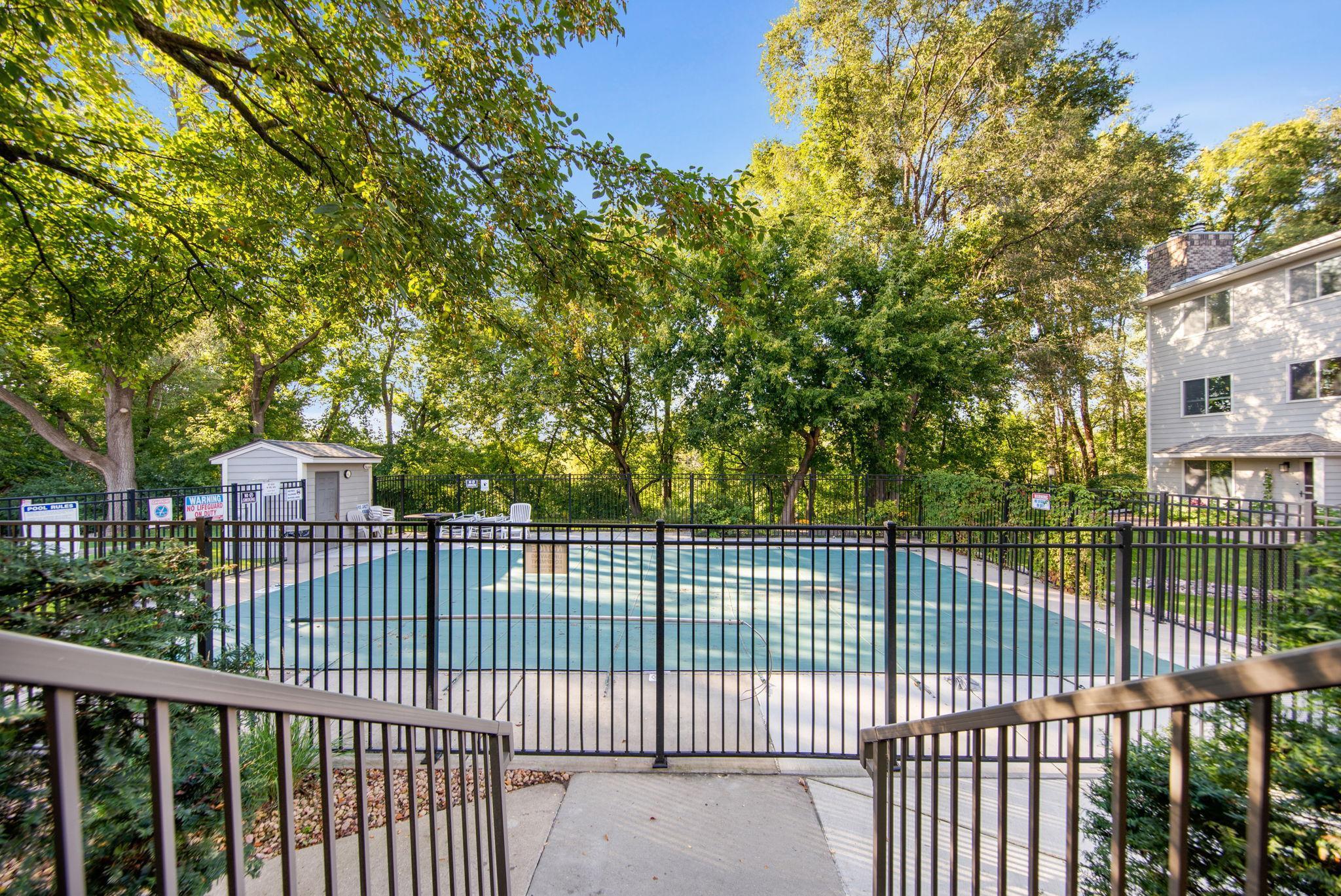 2140 Ridge Drive, Unit 24 St. Louis Park, MN 55416 - Photo 30 of 33