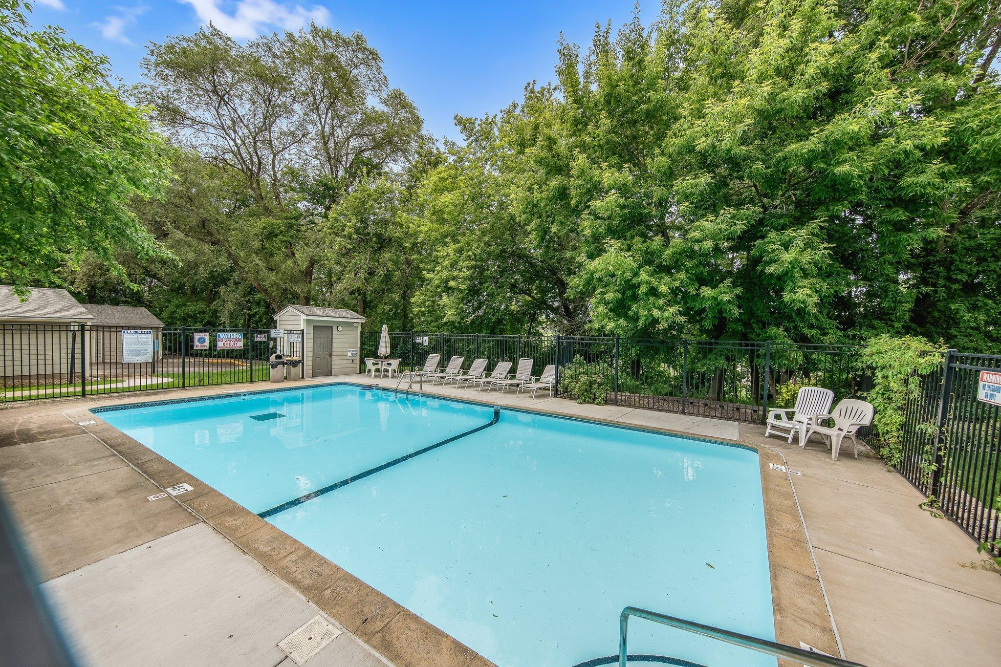 2140 Ridge Drive, Unit 24 St. Louis Park, MN 55416 - Photo 33 of 33