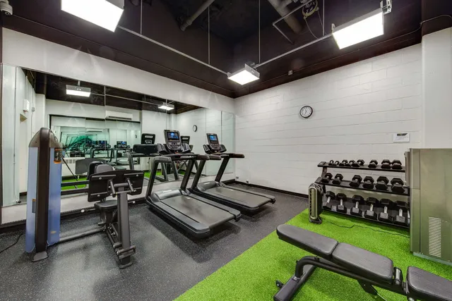 $210,000 | 3550 North Lake Shore Drive, Unit 622, Chicago, IL 60657