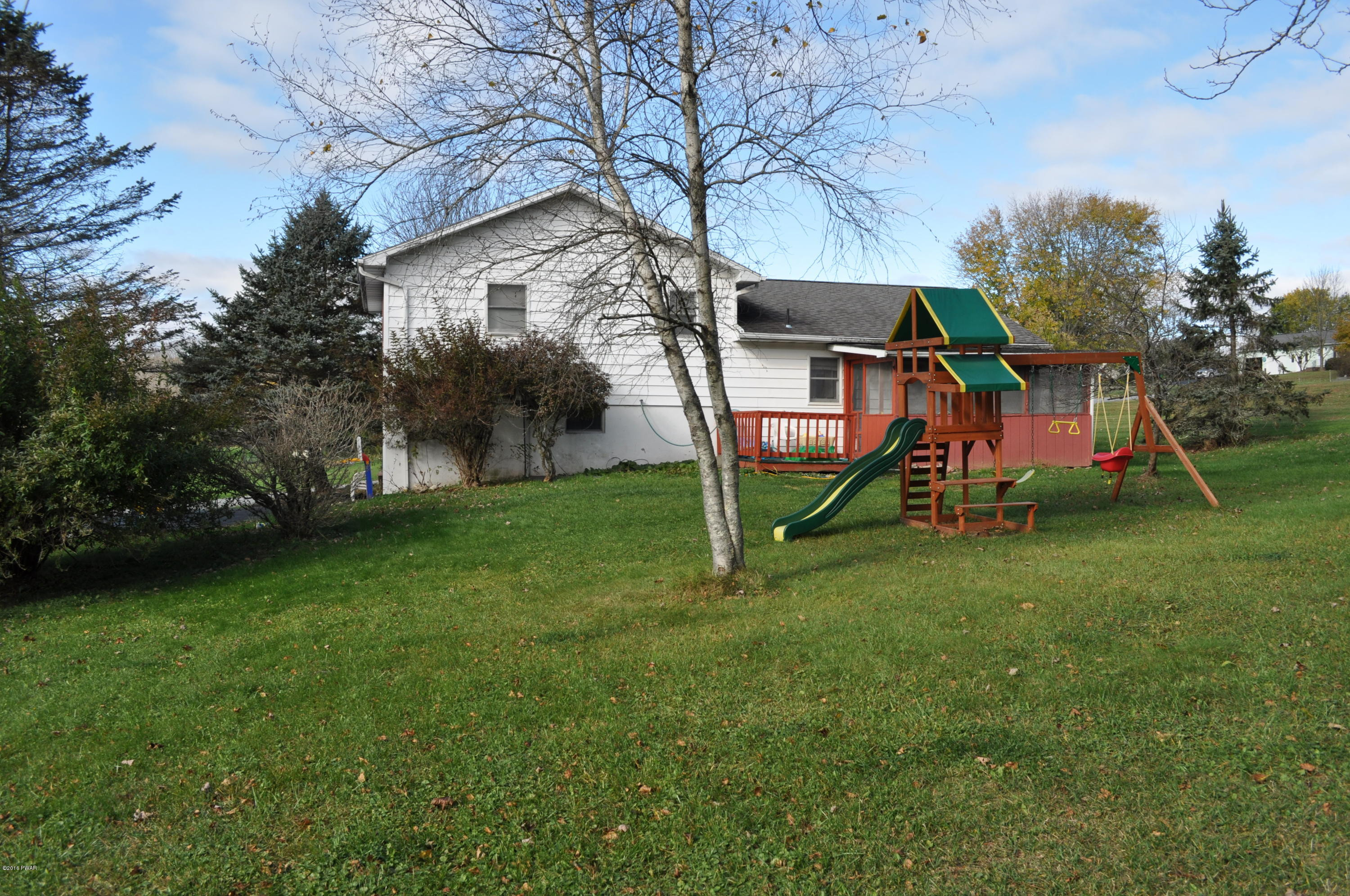 8 Elizabeth Road Beach Lake, PA 18405 - Photo 15 of 15 Yard