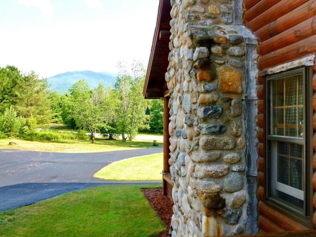 23 Tuttlebrook Road Carroll, NH 03595 - Photo 2 of 36