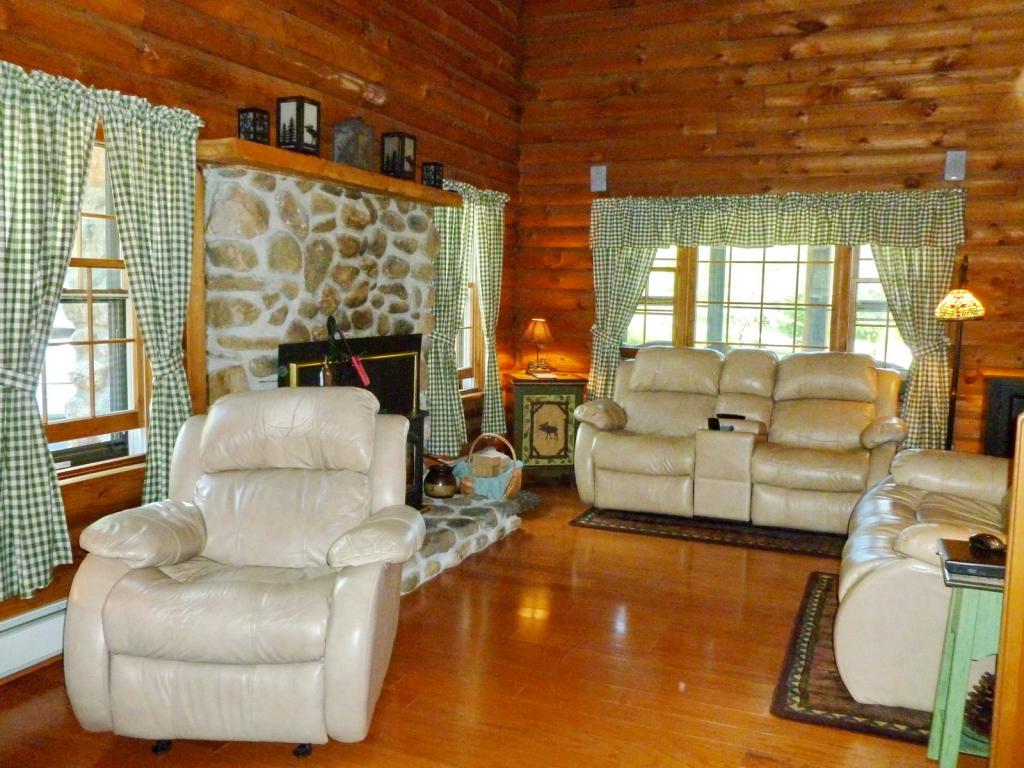 23 Tuttlebrook Road Carroll, NH 03595 - Photo 6 of 36