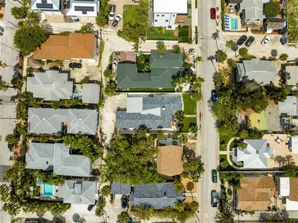 an aerial view of multiple house