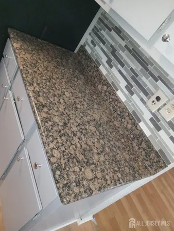 $2,000 | 1503 Raspberry Court, Edison, NJ 08817