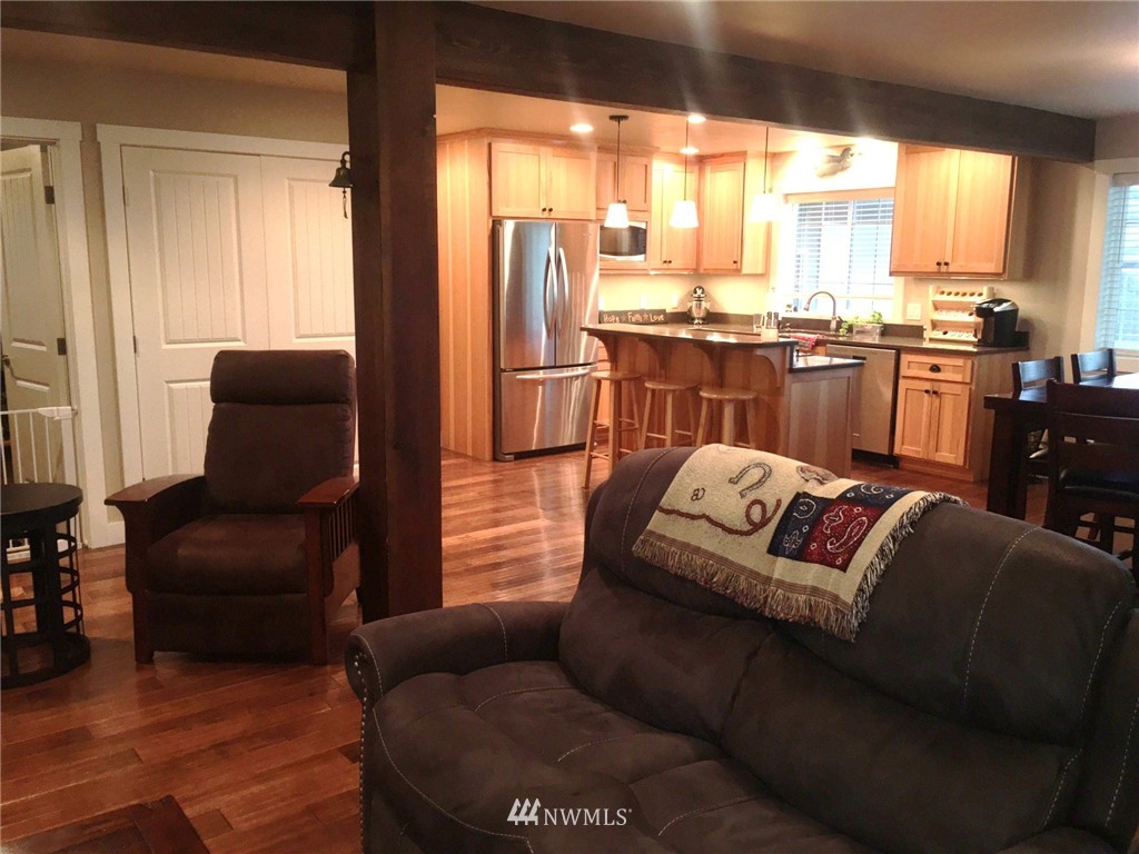 3429 Clearbrook Road Sumas, WA 98295 - Photo 5 of 23