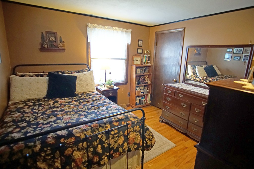 47 East Drumlin Road Springfield, MA 01108 - Photo 15 of 24