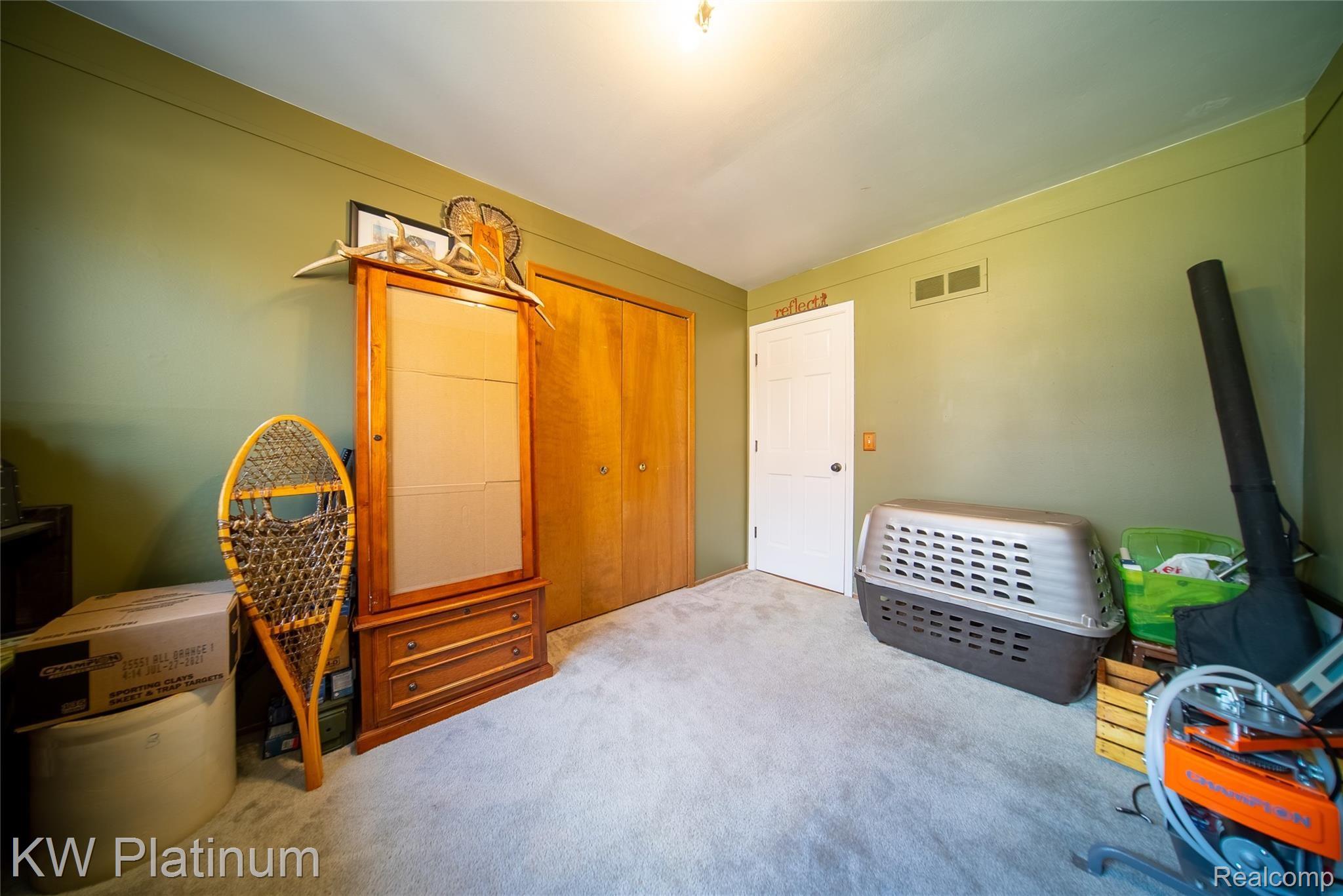 47392 Kathleen Road Macomb, MI 48044 - Photo 25 of 42 47392 Kathleen Rd-25.jpg
