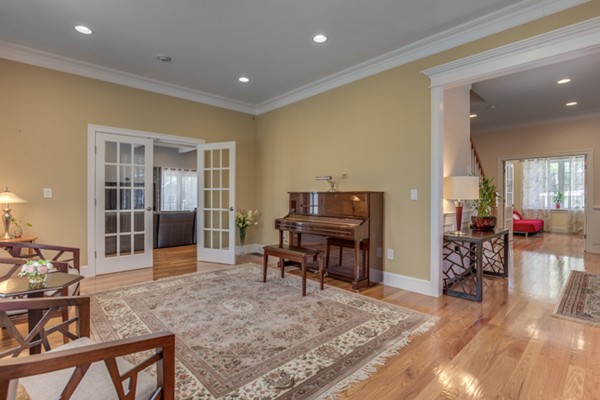 8 Ellison Road Lexington, MA 02421 - Photo 6 of 30 Gallery Image 6