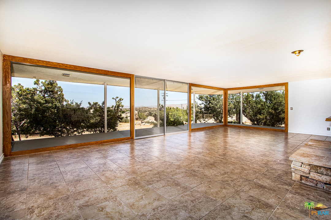 56922 Spencer Road Yucca Valley, CA 92284 - Photo 5 of 43 Gallery Image 5