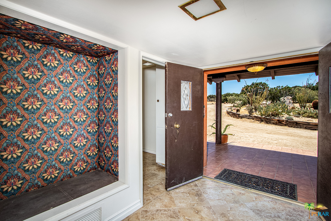 56922 Spencer Road Yucca Valley, CA 92284 - Photo 9 of 43 Gallery Image 9