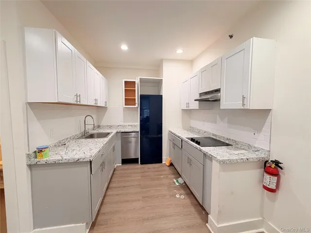 $2,300 | 91 North Street, Unit 201, Middletown, NY 10940