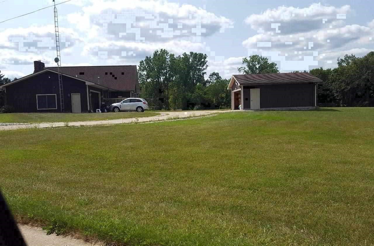 7442 Potter Road Flushing, MI 48433 - Photo 24 of 30 21361544-23.JPG
