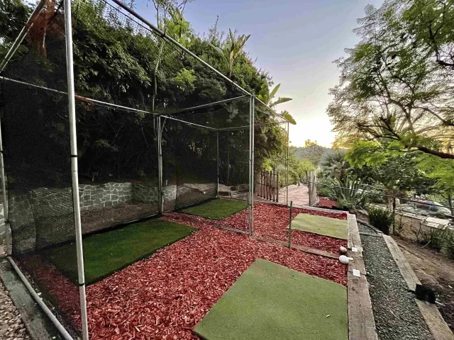 a view of an outdoor space