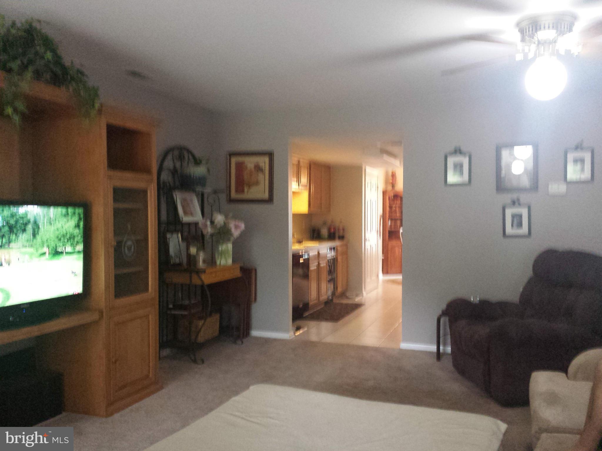 759 Bellefield Road Dowell, MD 20629 - Photo 10 of 16 Living Room