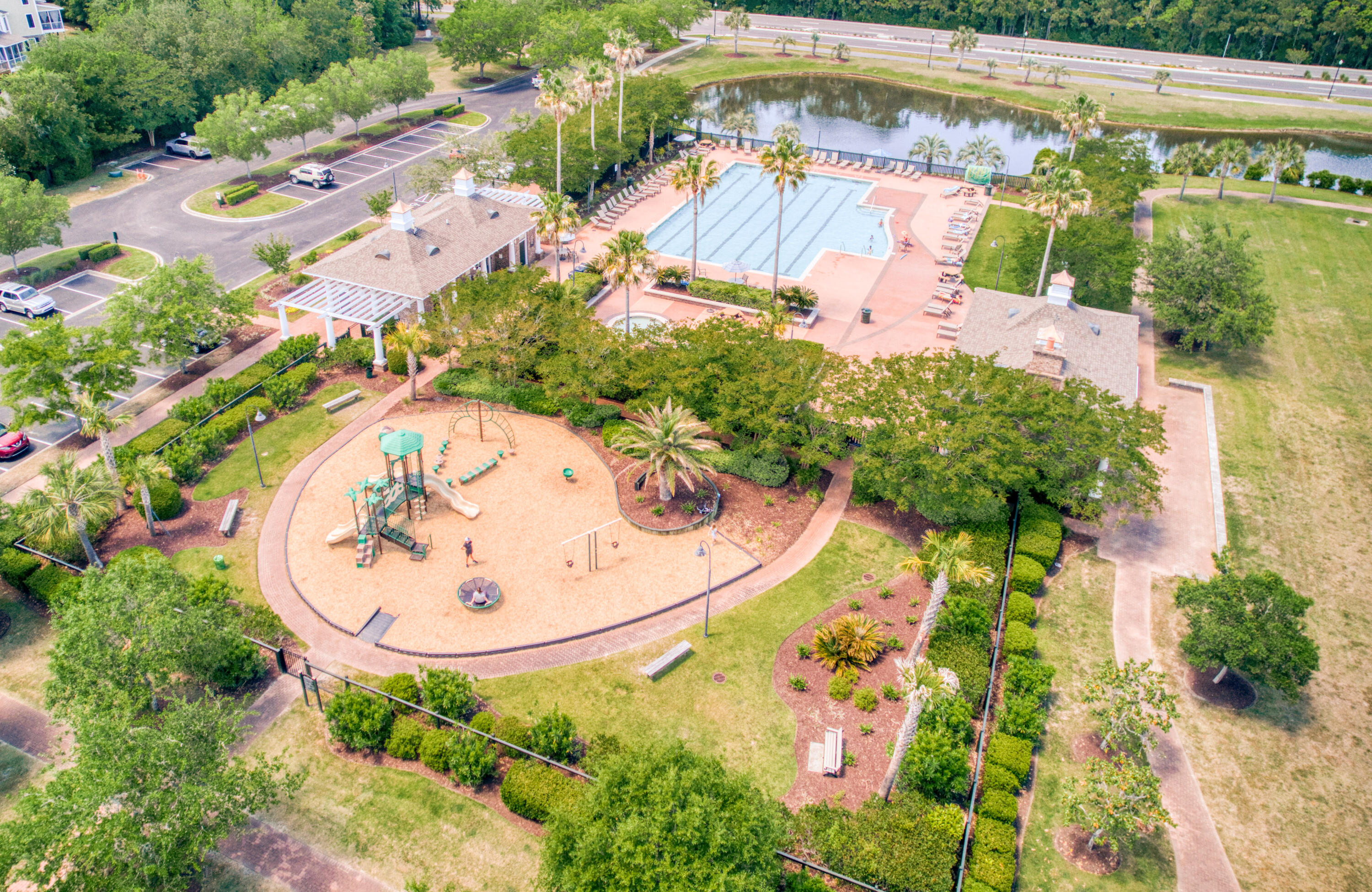 3133 Queensgate Way Mount Pleasant, SC 29466 - Photo 24 of 26 DJI_0465_edit