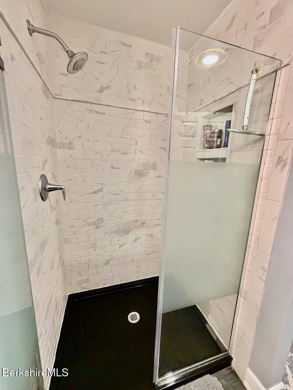 166 East Dugway Road Lenox, MA 01240 - Photo 31 of 66 Primary Subway Tiled shower