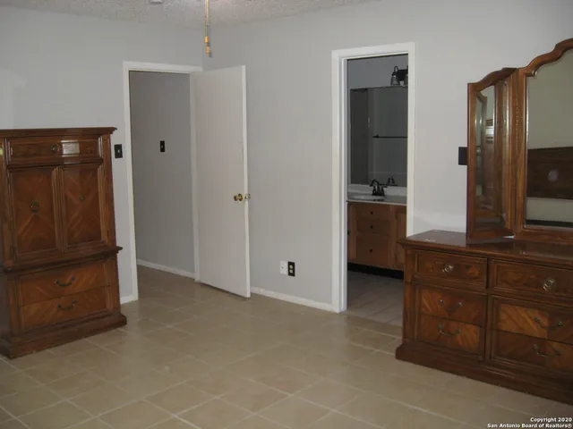 $1,850 | 21615 Hyerwood, San Antonio, TX 78259